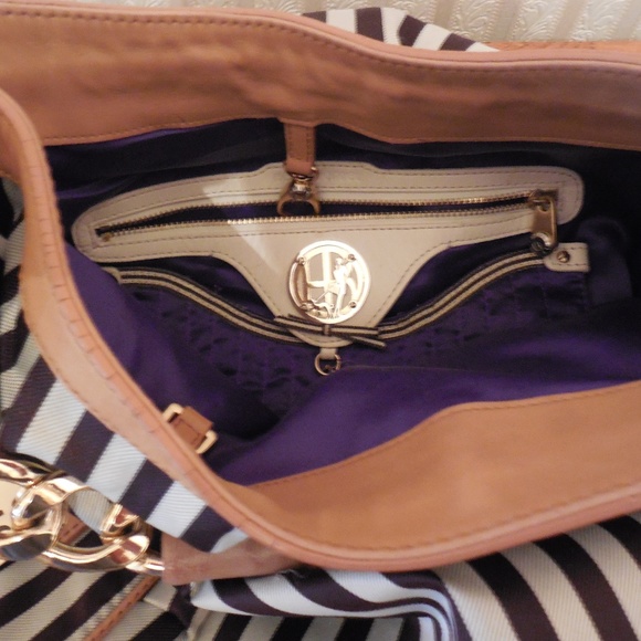 Authentic Henri Bendel Large Bag & Cover - Picture 8 of 8